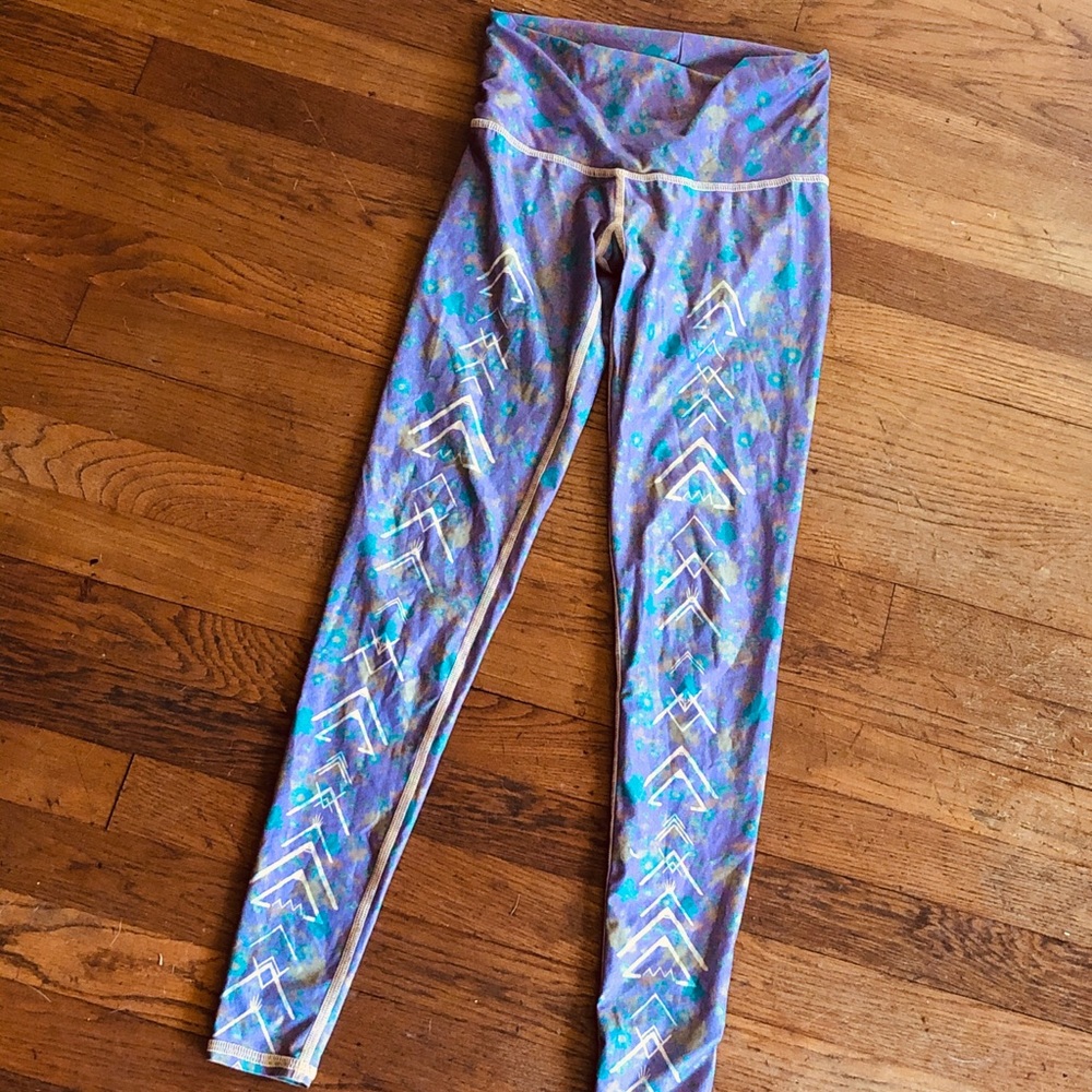 Teeki floral tribal leggings - recycled plastic